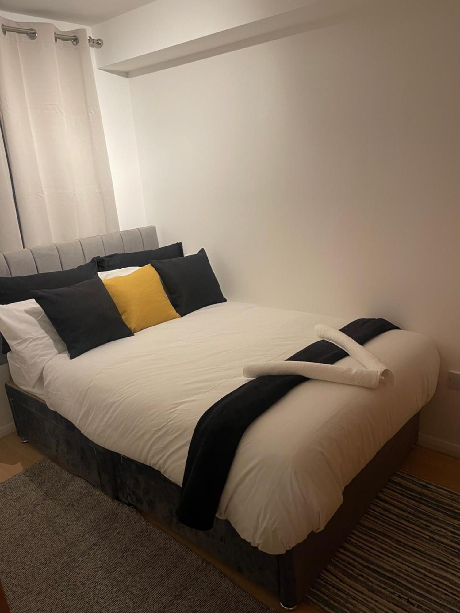 Cosy Flat Behind A Creekbeach In Grays Bagian luar foto