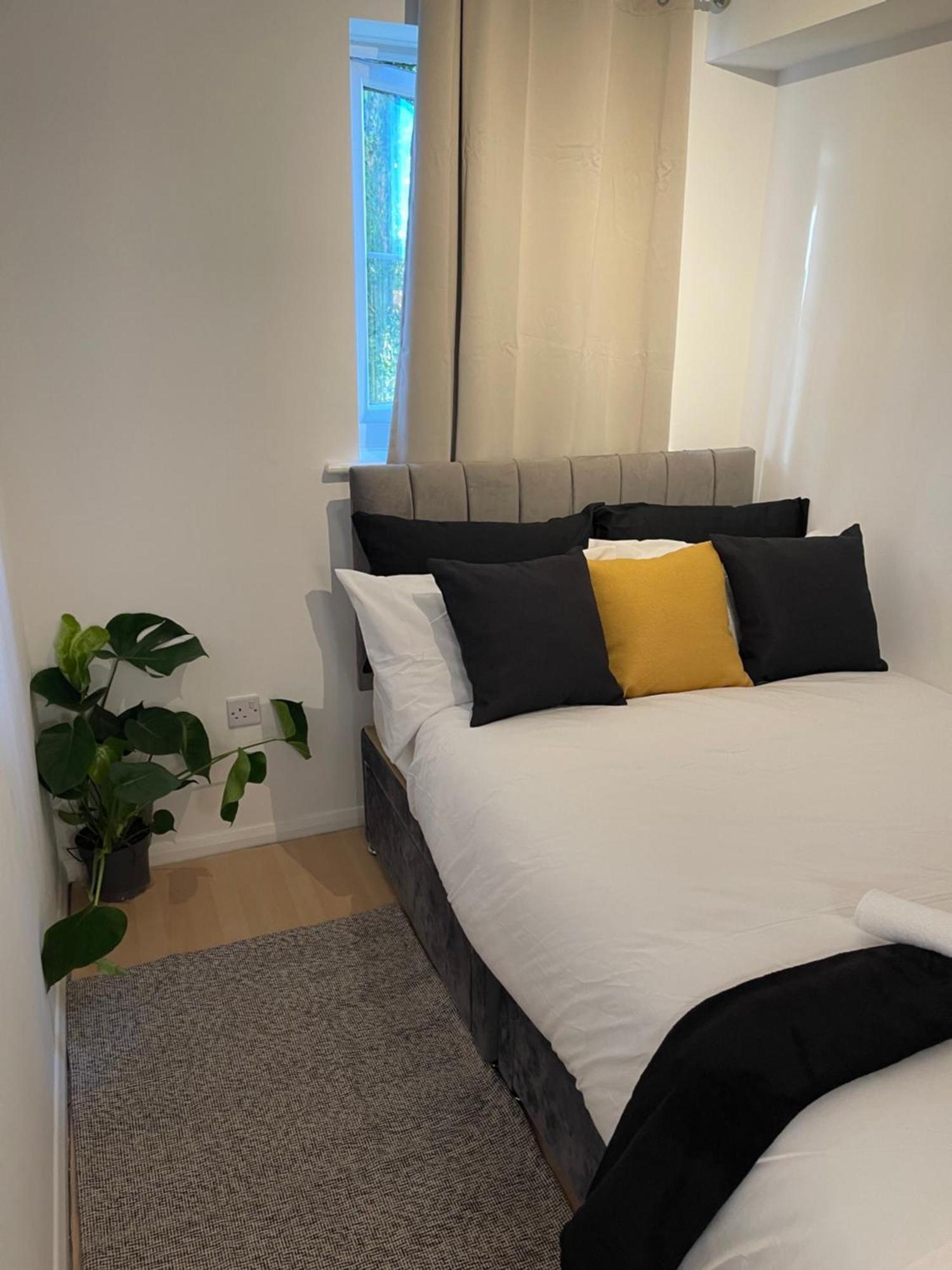 Cosy Flat Behind A Creekbeach In Grays Bagian luar foto