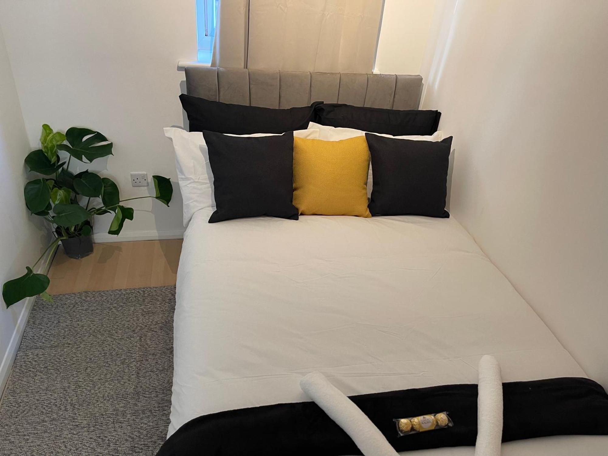 Cosy Flat Behind A Creekbeach In Grays Bagian luar foto